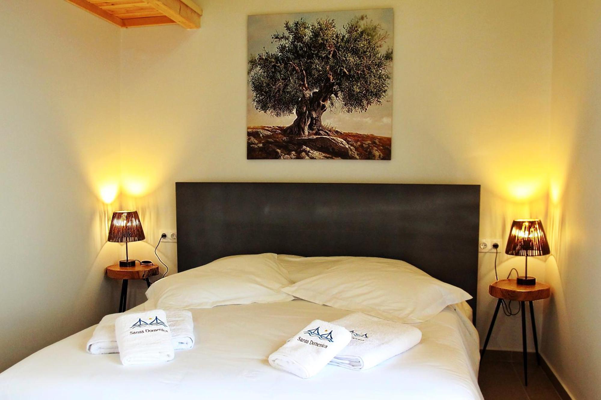 Santa Domenica Nafpaktos - Rooms And Apartments By The Sea エクステリア 写真