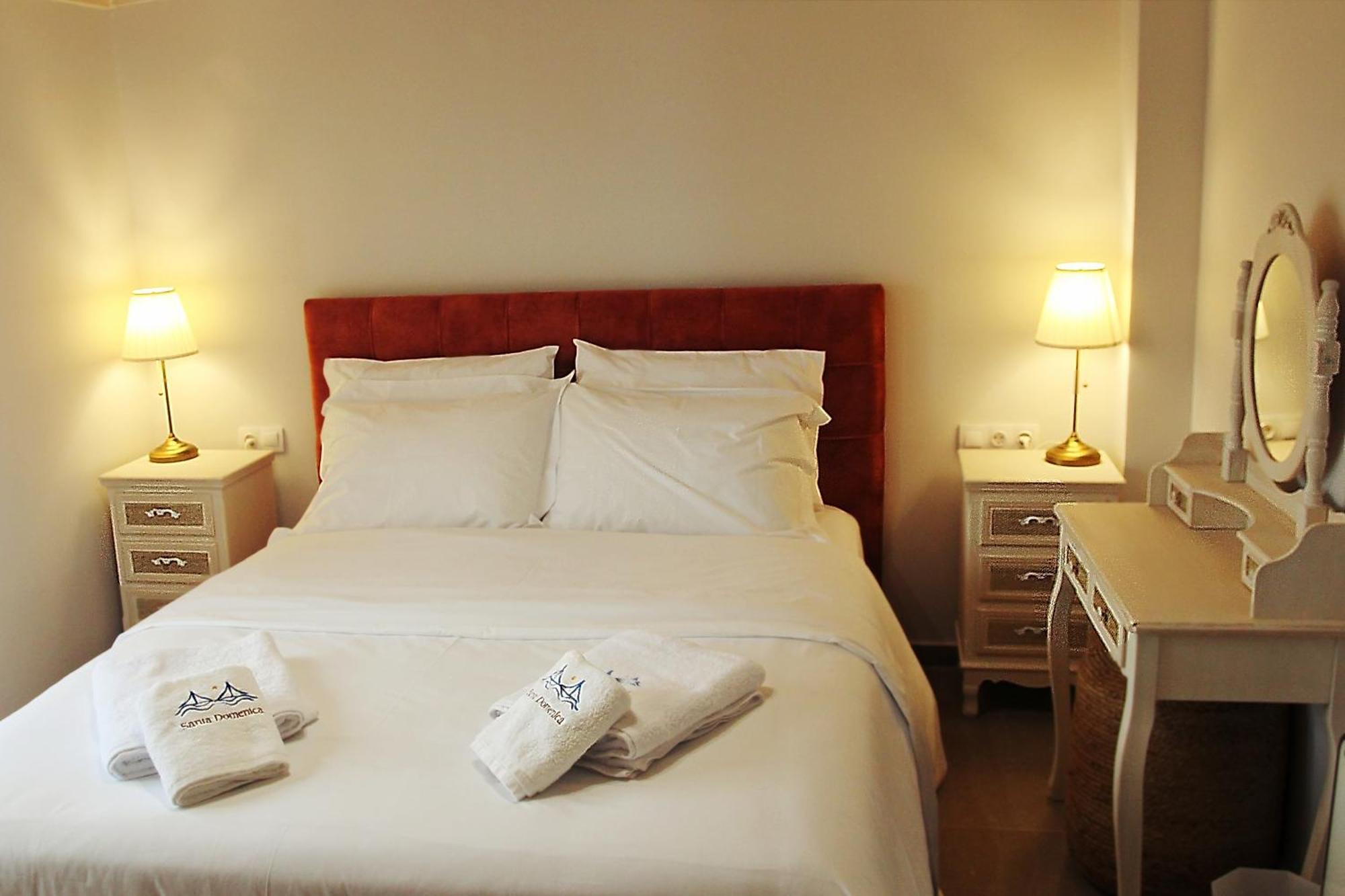 Santa Domenica Nafpaktos - Rooms And Apartments By The Sea エクステリア 写真