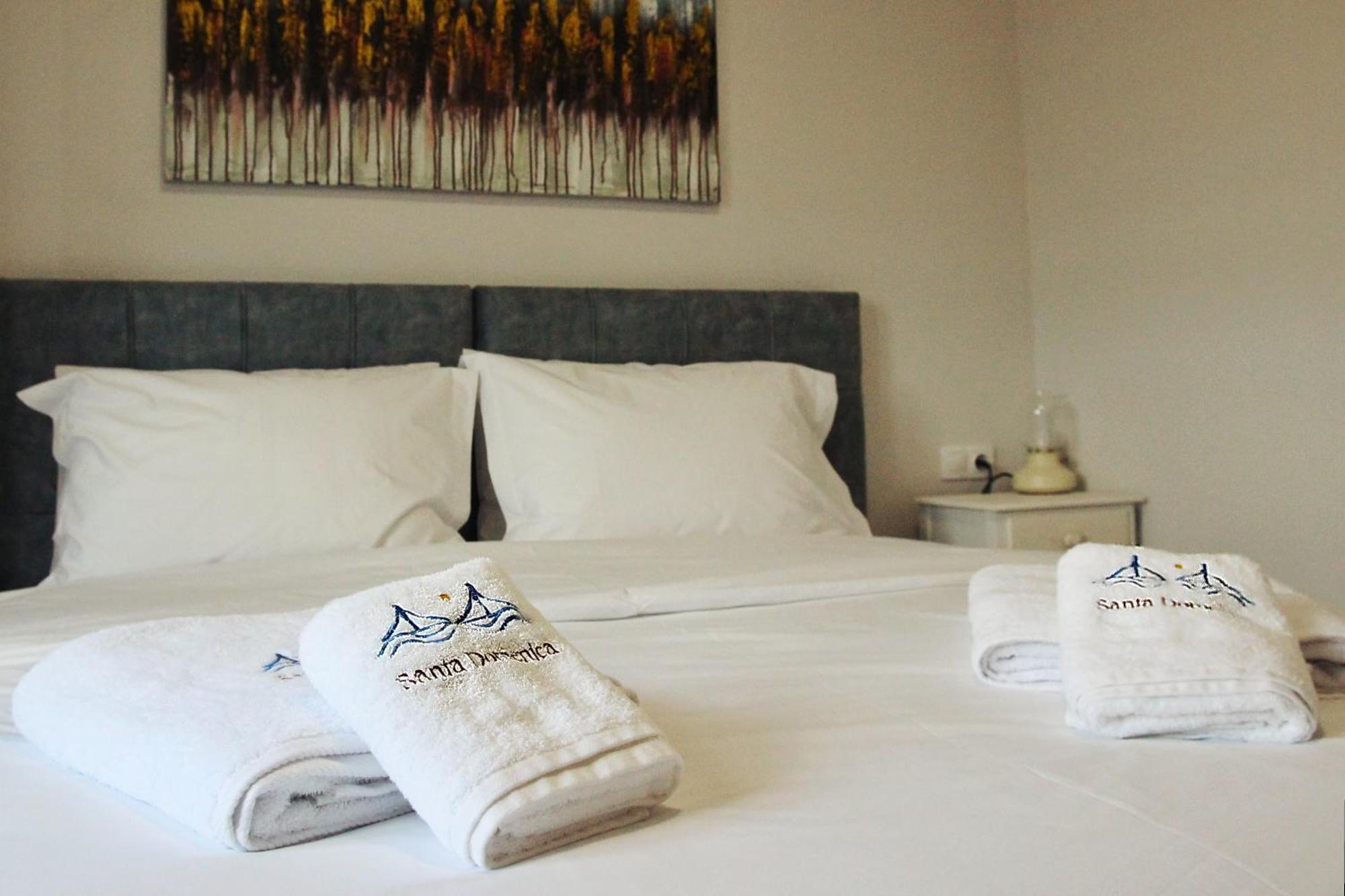 Santa Domenica Nafpaktos - Rooms And Apartments By The Sea エクステリア 写真