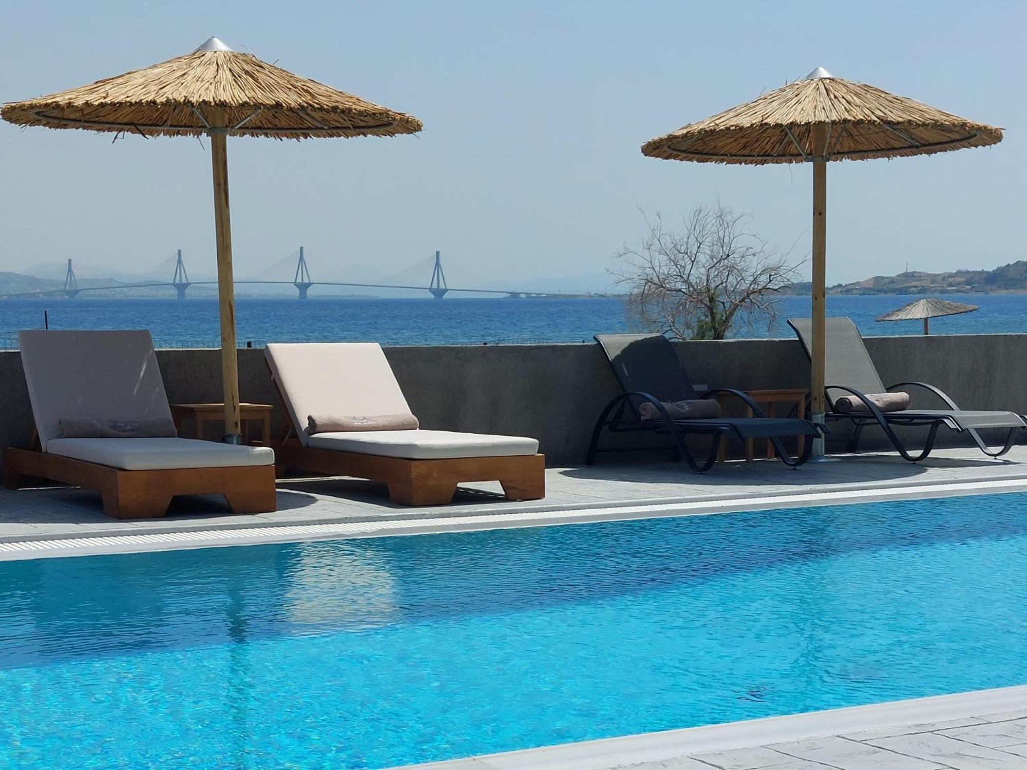 Santa Domenica Nafpaktos - Rooms And Apartments By The Sea エクステリア 写真